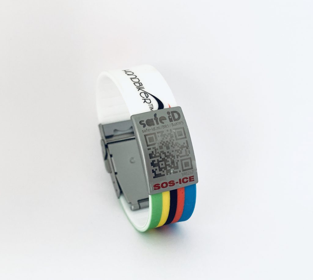 De Safe-iD SOS polsband Tim de Vries